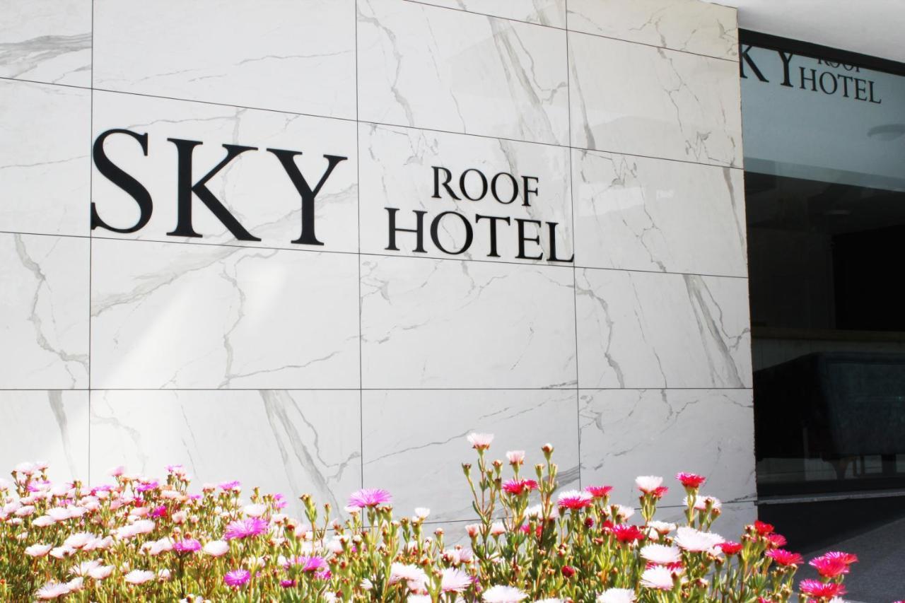 Sky Roof Hotel ニコシア エクステリア 写真